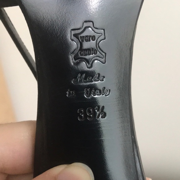 Genuine Leather Heels - Picture 4 of 5